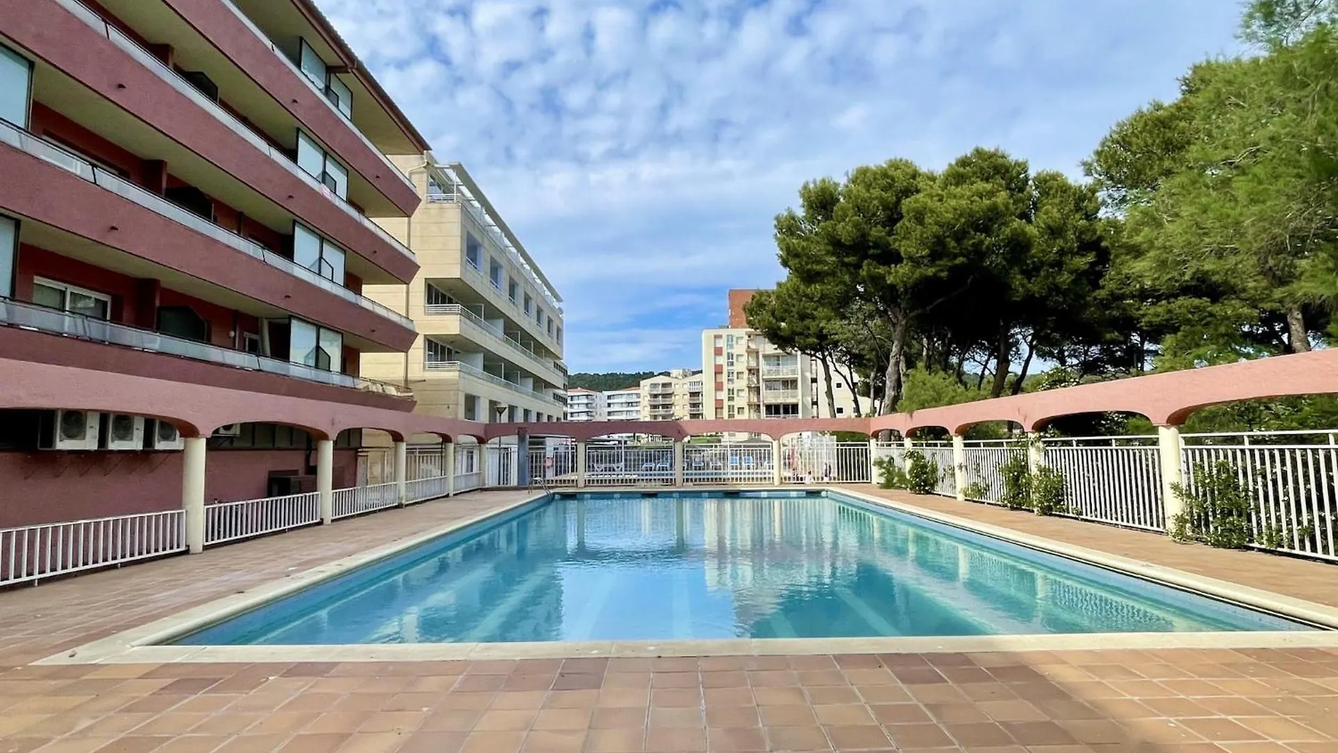 Apartment Salles Beach 44 - Duplex Con Piscina Y Vista Mar L'Estartit Spain